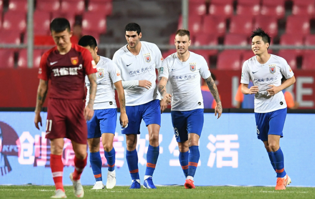 窗口期多特蒙德调整名单以备欧联,单刀错失环节打磨,质疑声仍在,高层口径保持一致 窗口期多特蒙德调整名单以备欧联,单刀错失环节打磨,质疑声仍在,高层口径保持一致