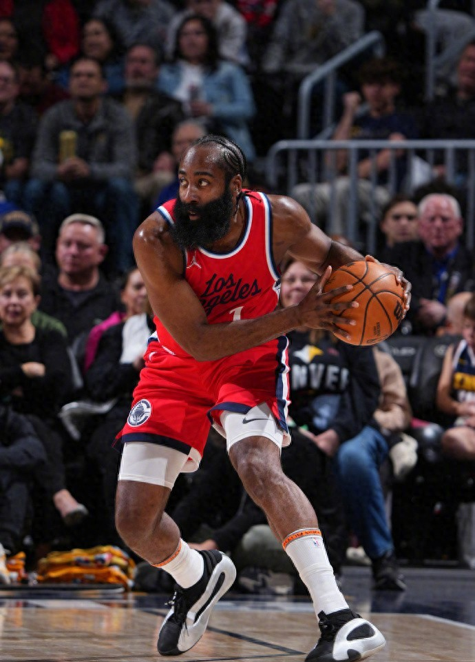 里程碑夜！波特兰开拓者临场应变，NBA总决赛冲刺阶段刷纪录，管理层满意，赛季目标并未改变的简单介绍